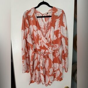 ROXY Shorts Long-sleeve Romper w/ waist tie and pockets. Coral and white.